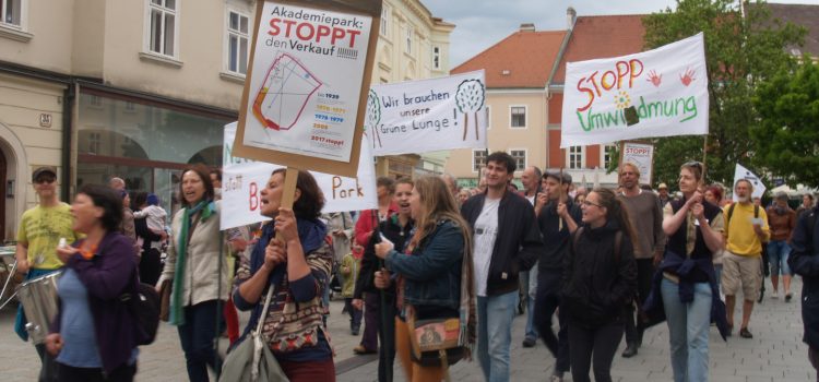 Kundgebung für den Akademiepark